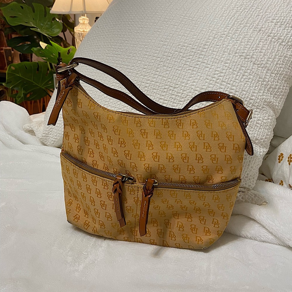 Dooney & Bourke Shoulder Bag